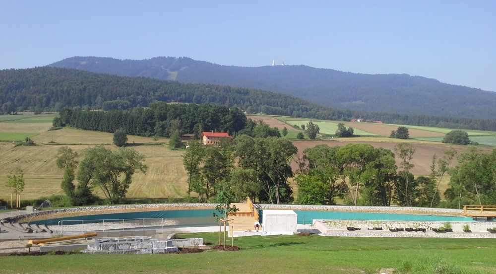 Naturbad Neukirchen b.Hl.Blut kurz vor Eröffnung Naturbad Neukirchen b.Hl.Blut kurz vor Eröffnung